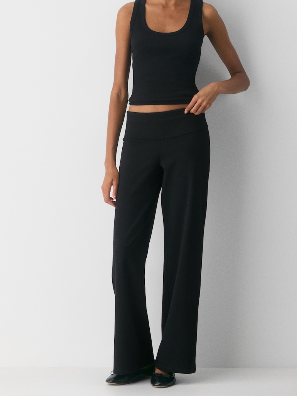 Aritzia HomeStretch Smooth Bassline Pant Black, Size XL NWOT